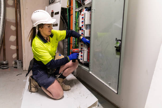 Best Circuit Breaker Repair  in Seneca, KS