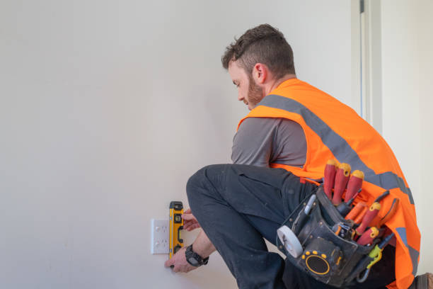 Best Emergency Electrical Repair  in Seneca, KS